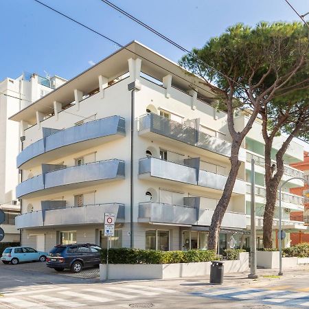 Residence Marittimo Riccione Buitenkant foto